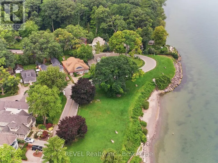 Detached at 34 VINCENT AVENUE, Niagara-on-the-Lake