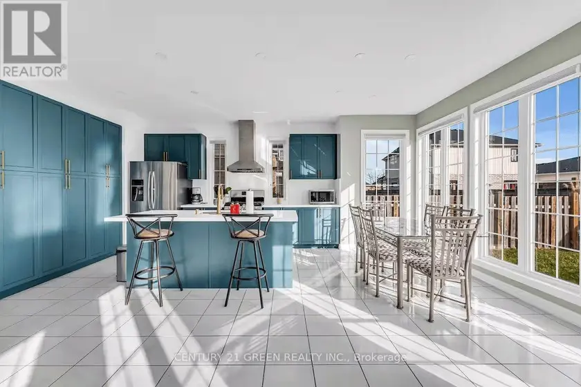 Detached at 5 SUNSET WAY, Thorold
