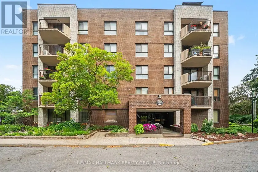 Apartment at 302 - 2850 CARLING AVENUE, Ottawa