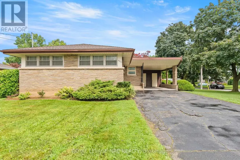 Detached at 552 BUNTING ROAD, St. Catharines