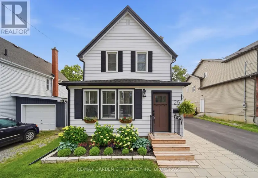 Detached at 26 CARLETON STREET N, Thorold