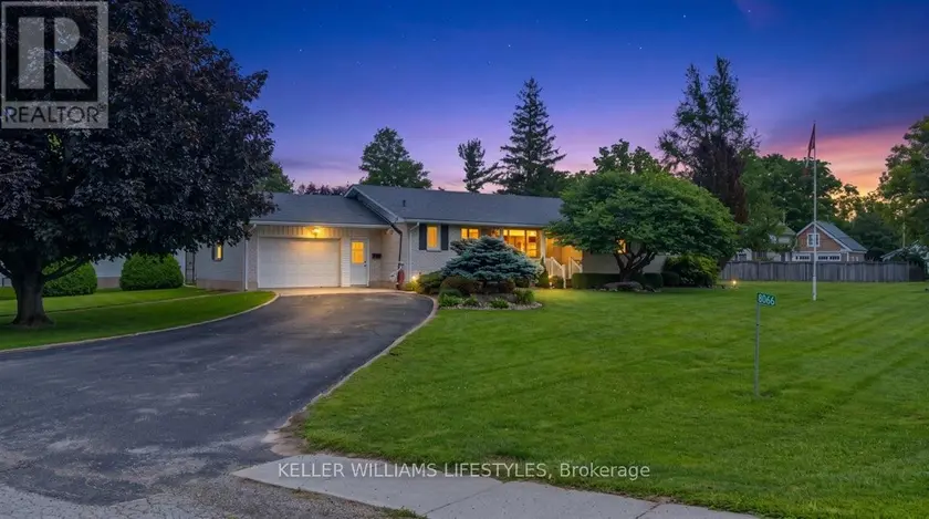 Detached at 8066 RAILROAD LINE, Brooke-Alvinston