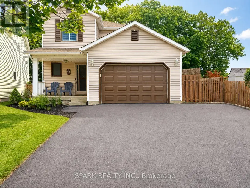 Detached at 23 RANNIE COURT, Thorold