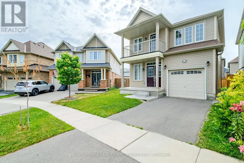 Detached at 152 MUNRO CIRCLE, Brantford