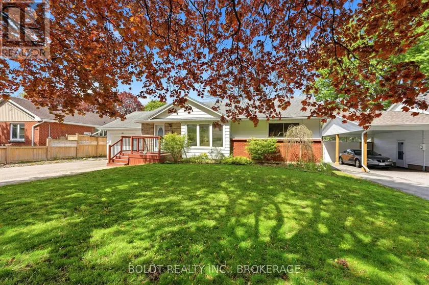 Detached at 23 WOODELM DRIVE, St. Catharines