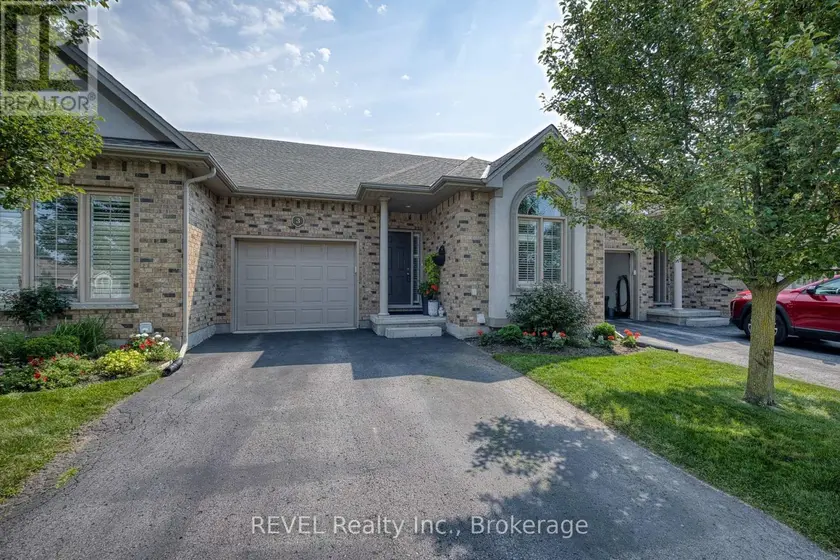 Townhouse at 3 - 4399 MONTROSE ROAD, Niagara Falls