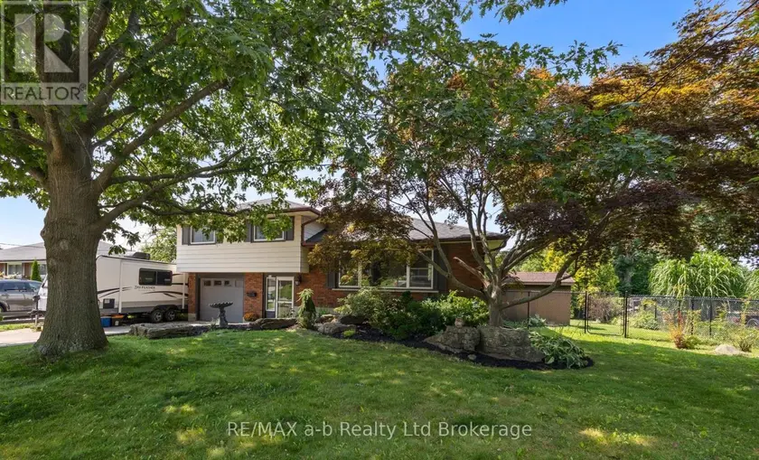Detached at 269 FERNCREST ROAD, Woodstock