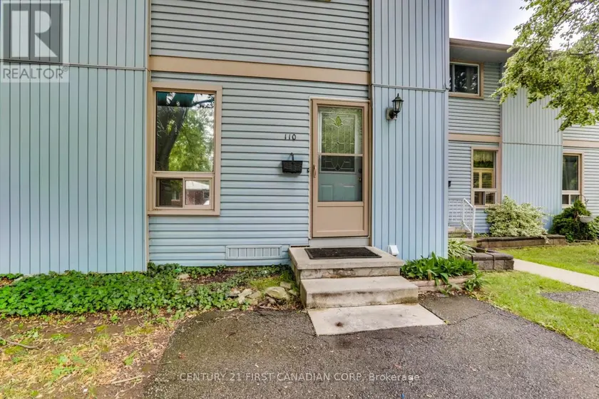 Townhouse at 110 MONMORE ROAD, London North