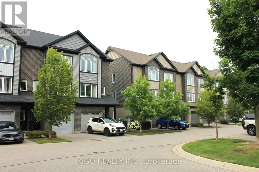 Townhouse at 21 - 12 POPLAR DRIVE, Cambridge