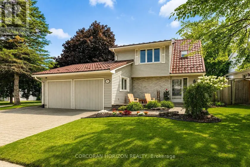 Detached at 281 BLACKACRES BOULEVARD, London North