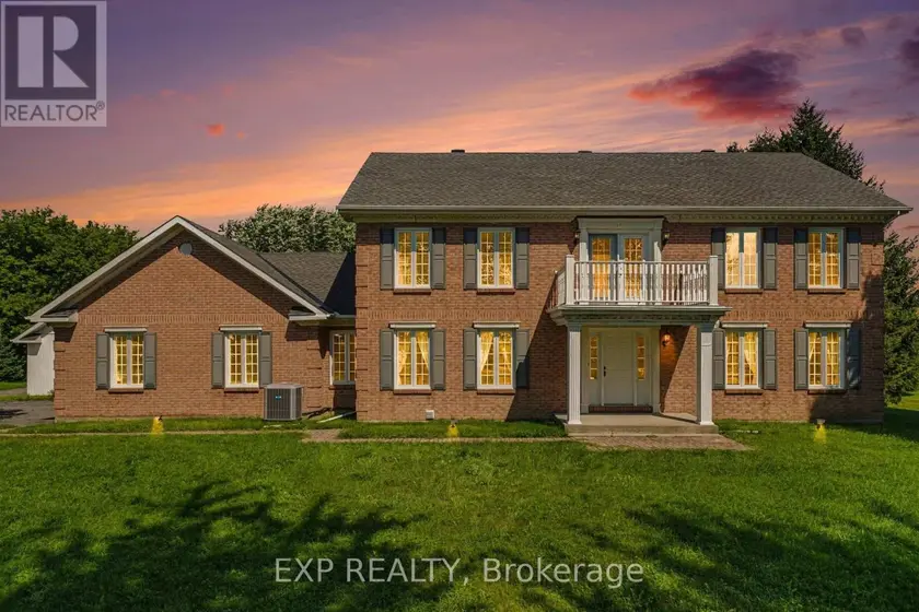 Detached at 1007 ST PIERRE ROAD, Russell