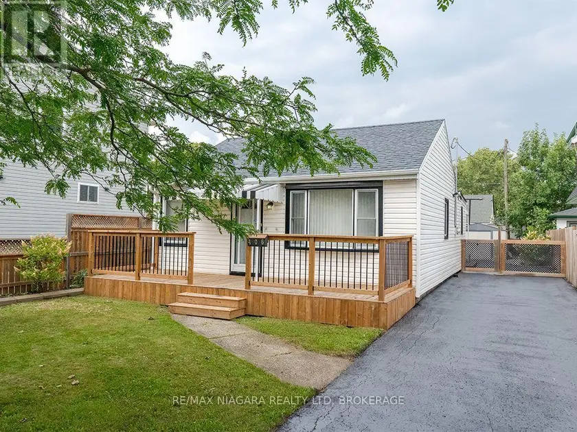 Detached at 406 DIEPPE STREET, Welland