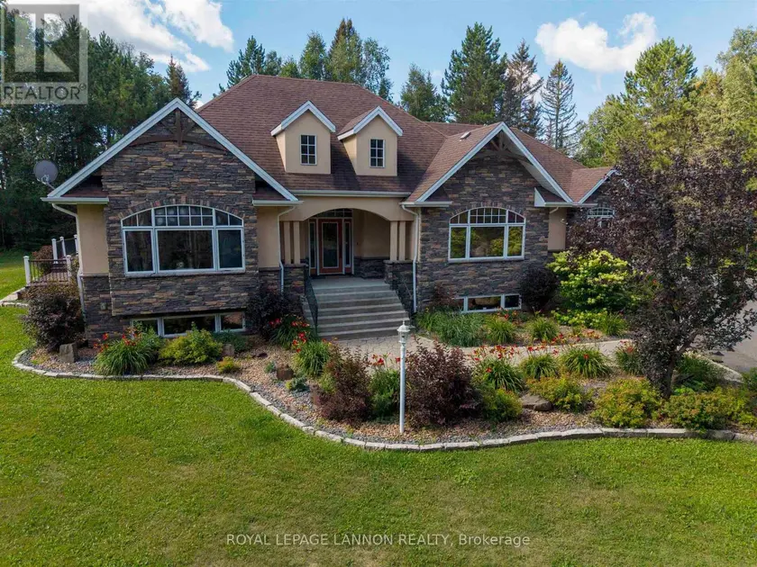 Detached at 791 HILLDALE ROAD, Thunder Bay