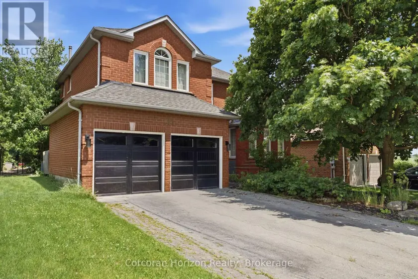 Detached at 131 HUNTINGWOOD AVENUE, Hamilton