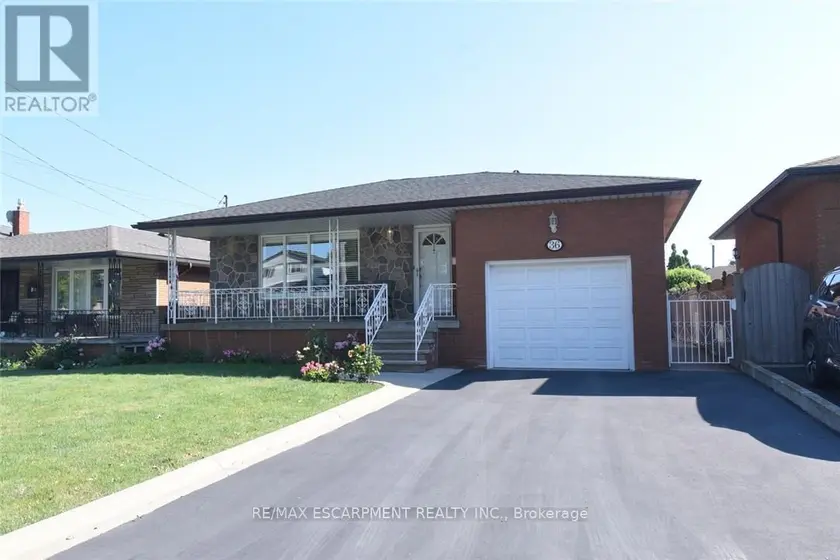 Detached at 36 ABBINGTON DRIVE, Hamilton