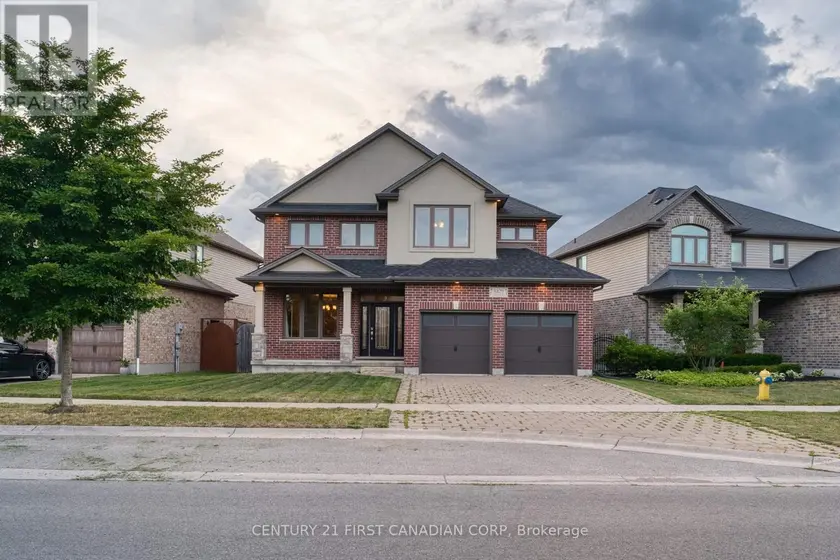 Detached at 3429 SINGLETON AVENUE, London South