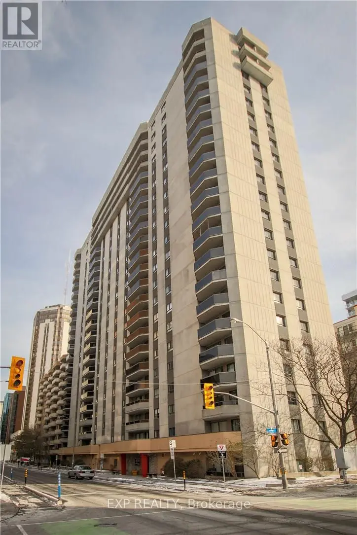 Apartment at 403 - 470 LAURIER AVENUE W, Ottawa