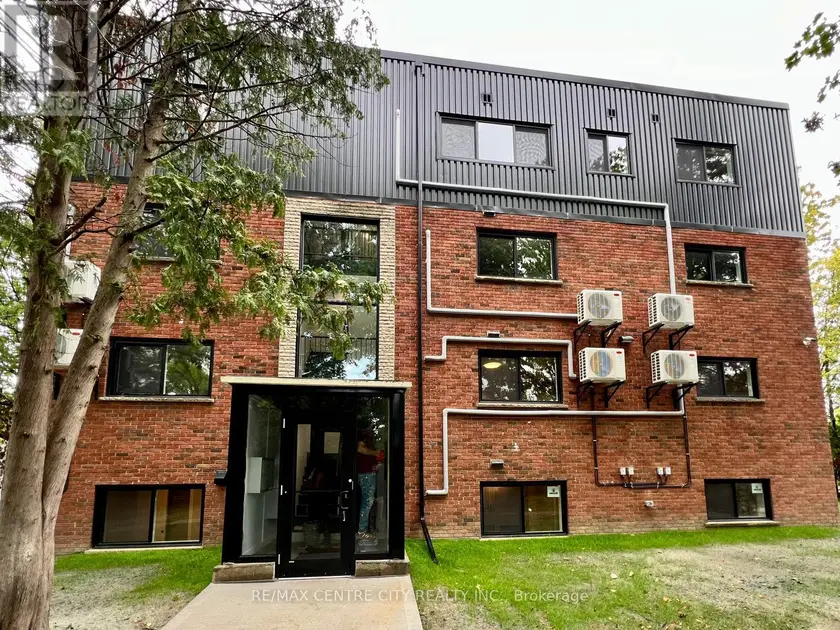 Multiplex at 2 - 400 SCENIC DRIVE, London South