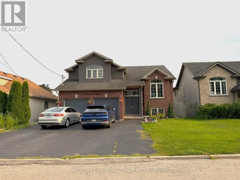 Detached at 23 WATER STREET, Thorold