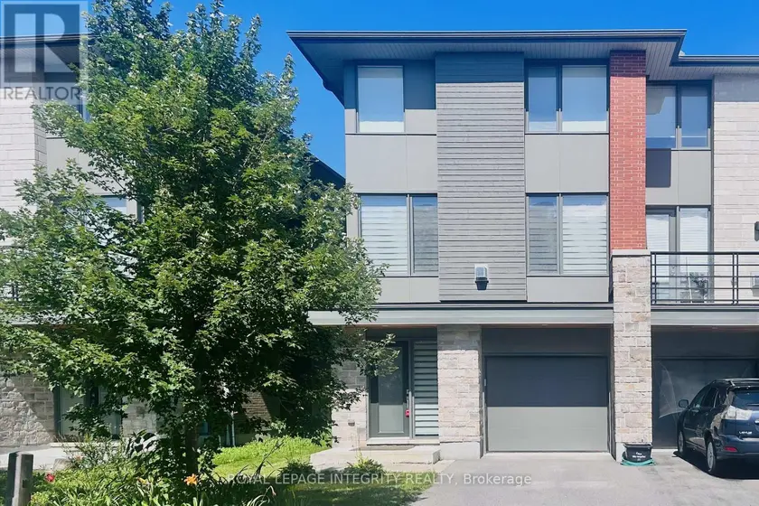 Townhouse at 147 BOUNDSTONE WAY, Ottawa