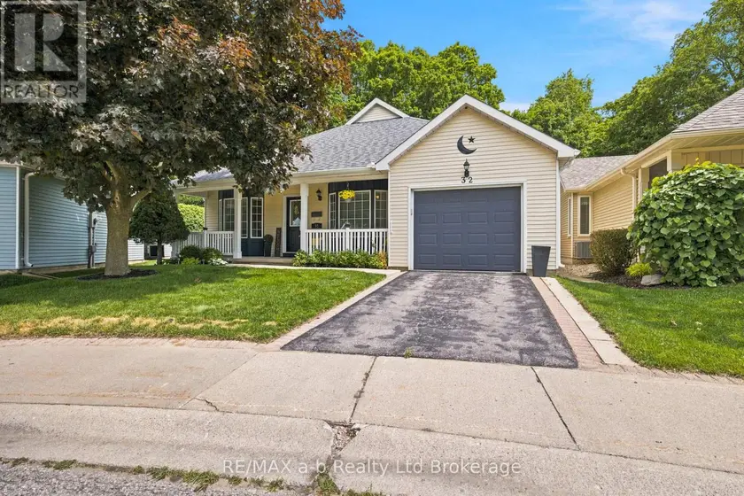 Detached at 32 WILKINS CRESCENT, Tillsonburg
