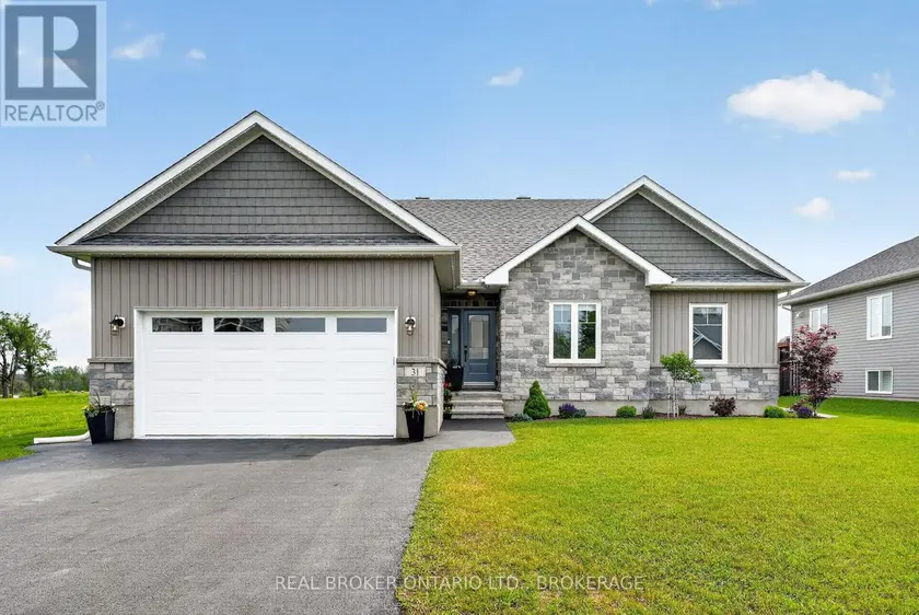 Detached at 31 HILDA STREET, South Stormont