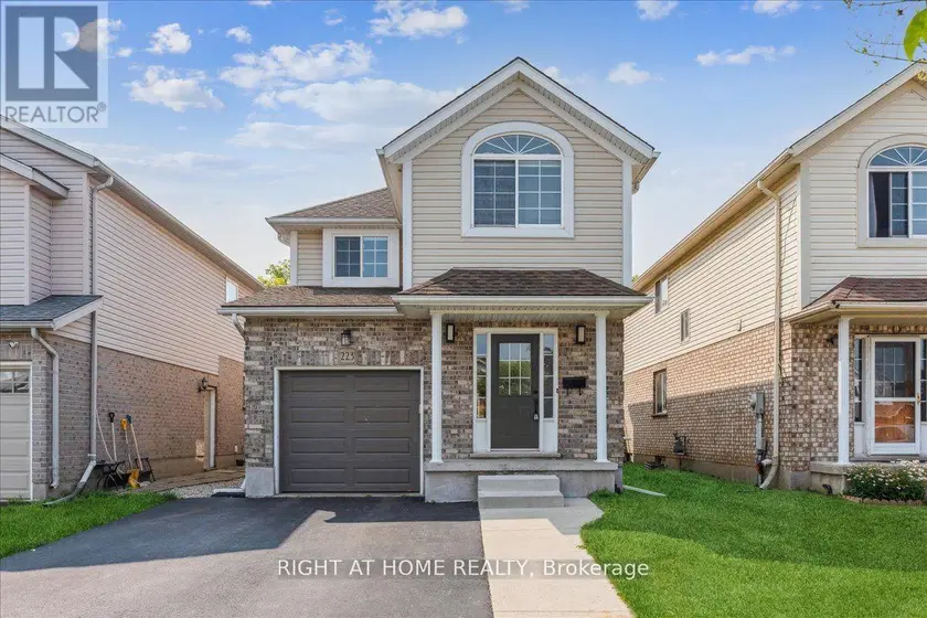 Detached at 223 GREY FOX DRIVE, Kitchener