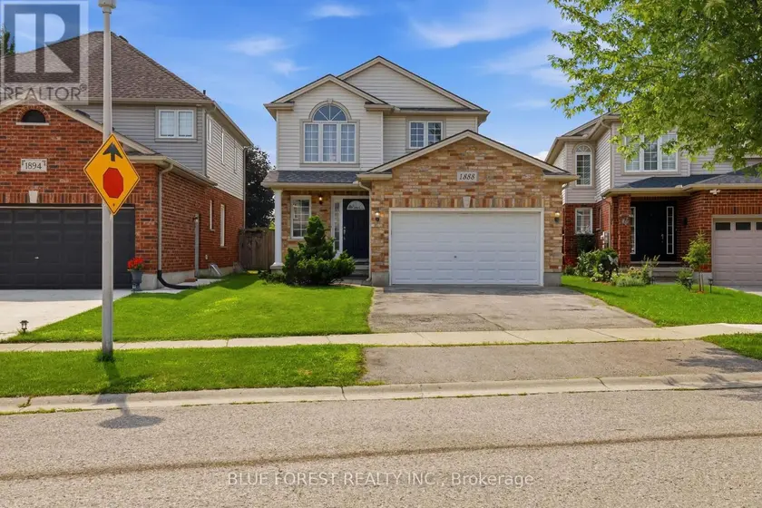 Detached at 1888 STACKHOUSE CRESCENT, London North