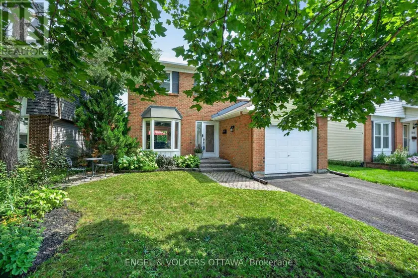 Detached at 1069 ST GERMAIN CRESCENT, Ottawa