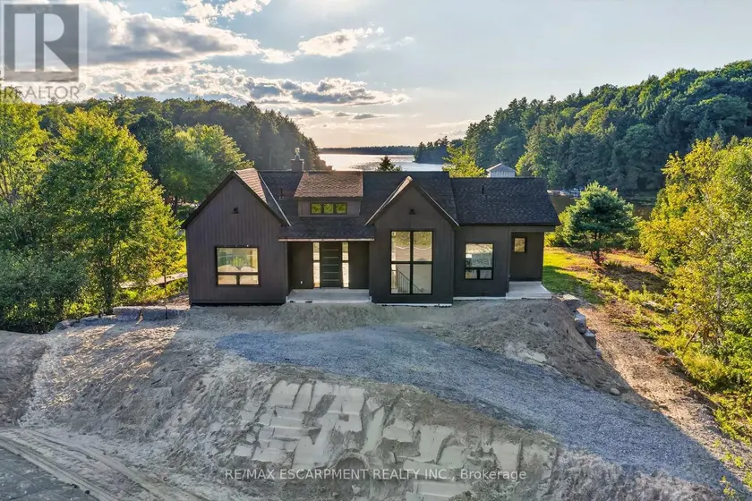 Detached at 1641 BRACKENRIG ROAD, Muskoka Lakes