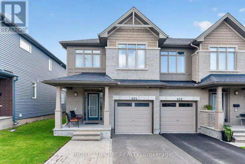 Townhouse at 624 SPRING VALLEY DRIVE, Ottawa