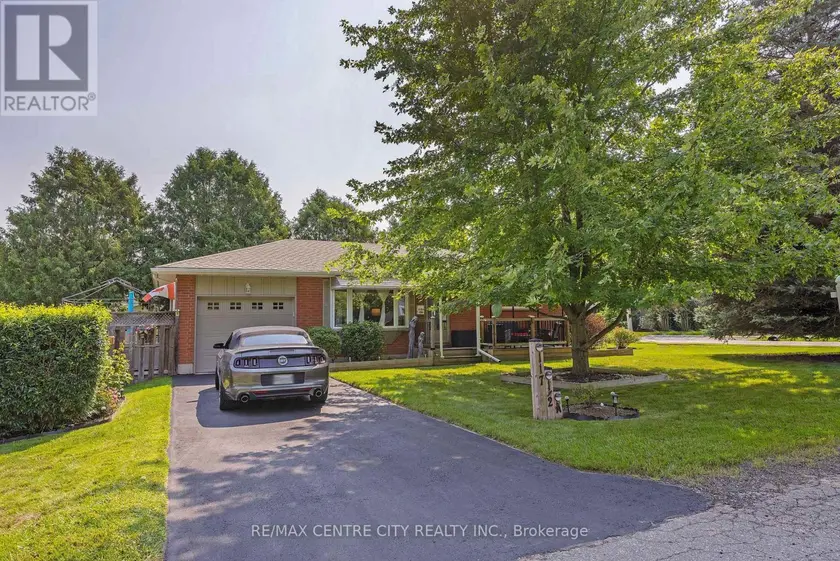 Detached at 117 1/2 FLORA STREET, St. Thomas
