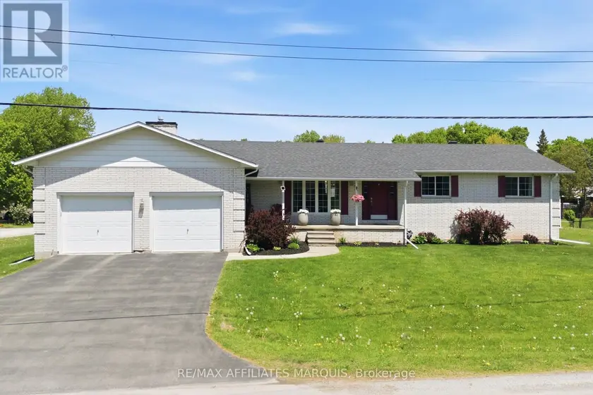 Detached at 3 FOREST DRIVE, Rideau Lakes