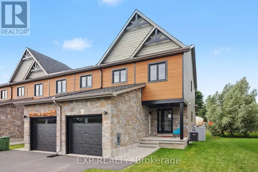 Townhouse at 138 SAINT MALO PLACE, Russell