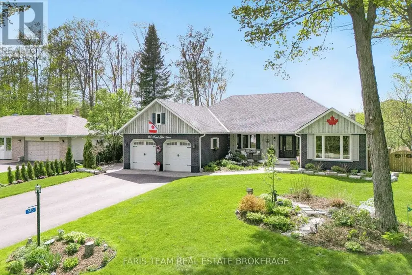 Detached at 135 FOREST GLEN DRIVE, Gravenhurst)