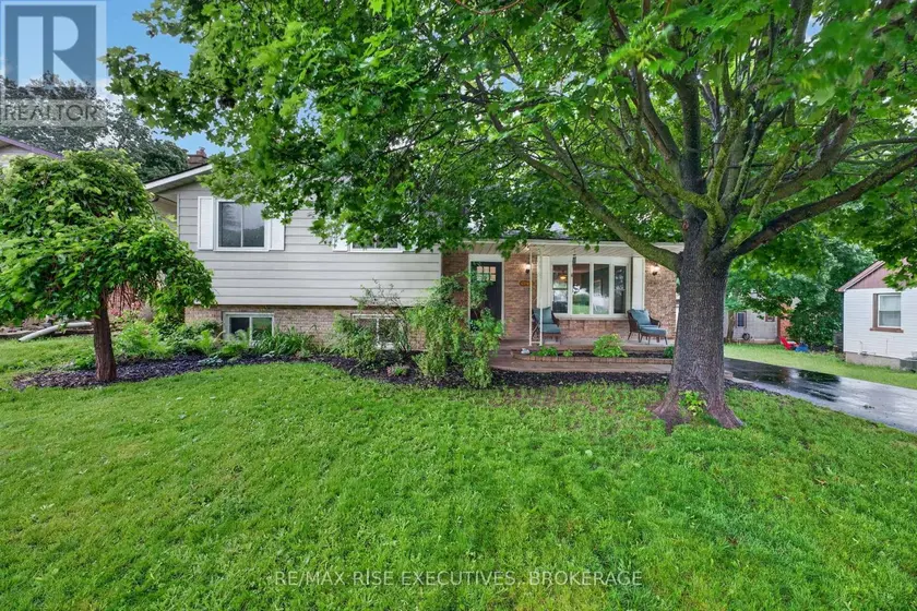 Detached at 1560 VICTORIA STREET, Kingston