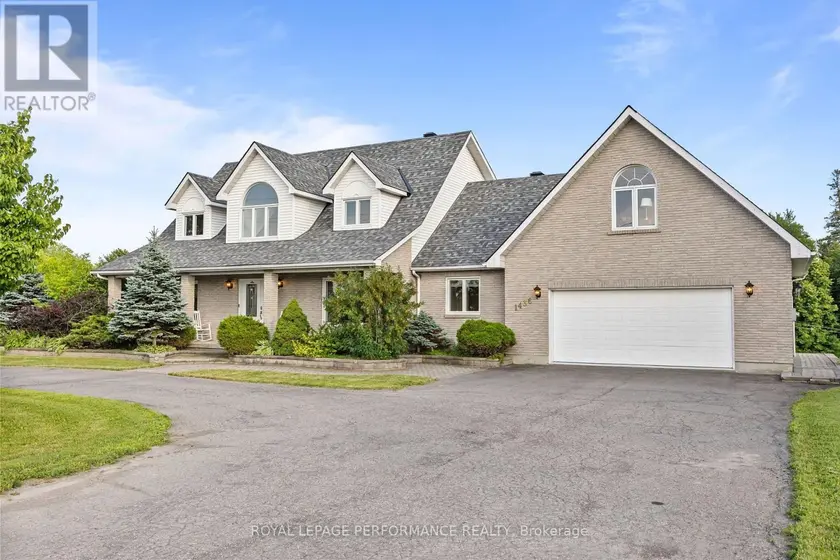 Detached at 1436 NOTRE DAME STREET, Russell