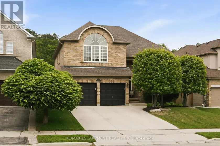 Detached at 150 DAVIDSON BOULEVARD, Hamilton