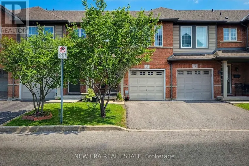 Townhouse at 13 - 151 GREEN ROAD, Hamilton