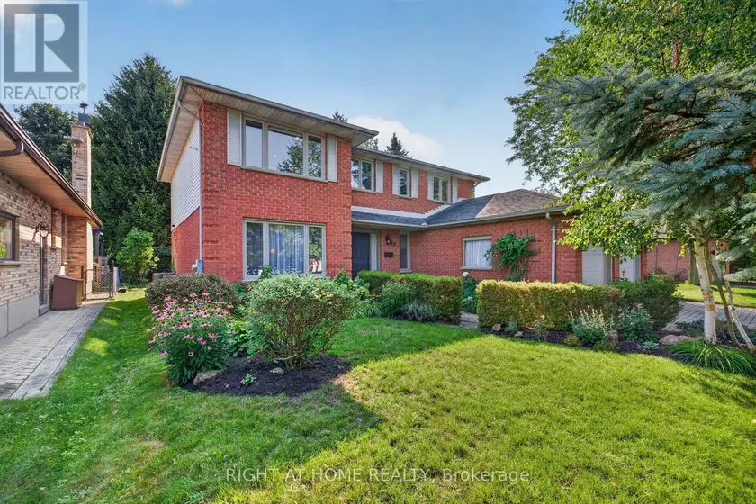 Detached at 47 ROBINSON LANE, London North