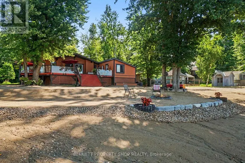 Detached at 4240 ARMITAGE AVENUE, Ottawa