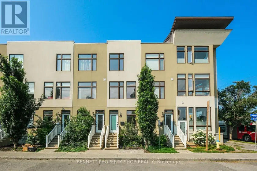 Townhouse at 288 CAMBRIDGE STREET N, Ottawa