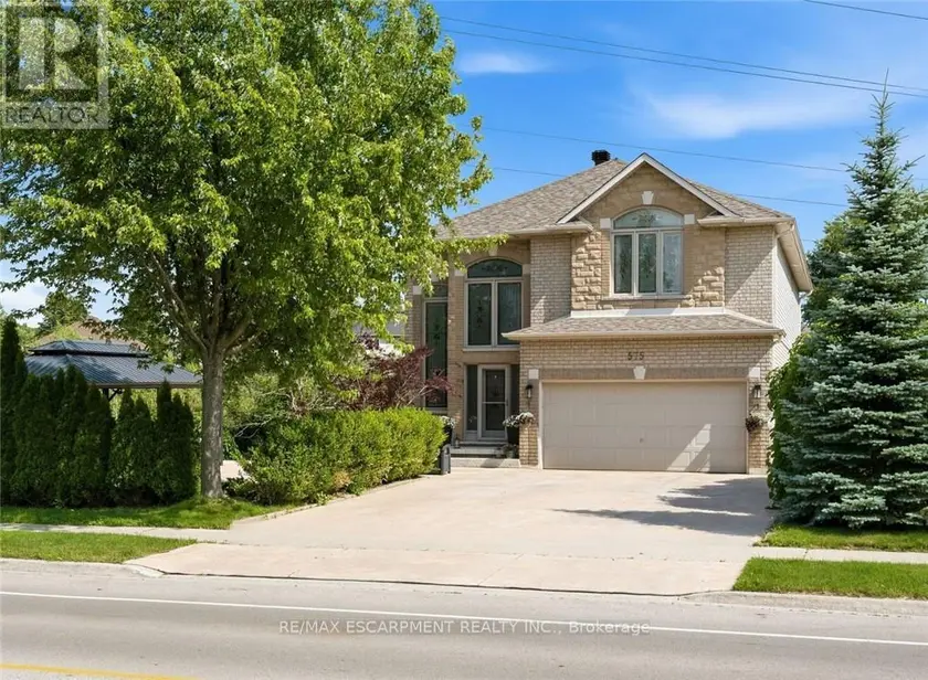 Detached at 575 STONEHENGE DRIVE, Hamilton