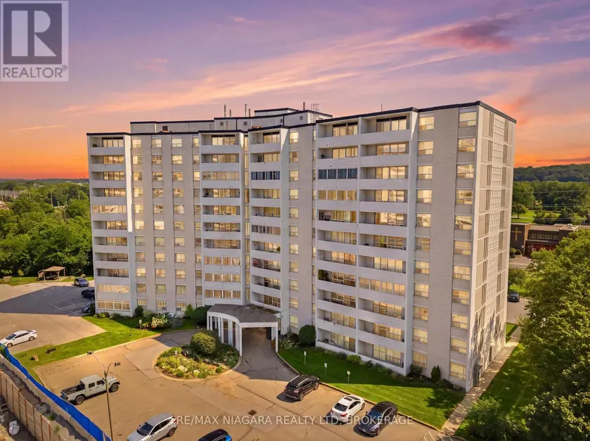 Apartment at 102 - 35 TOWERING HEIGHTS BOULEVARD, St. Catharines