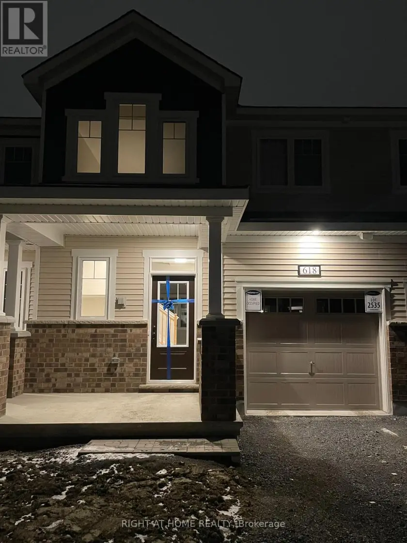 Townhouse at 618 ALLIED MEWS E, Ottawa