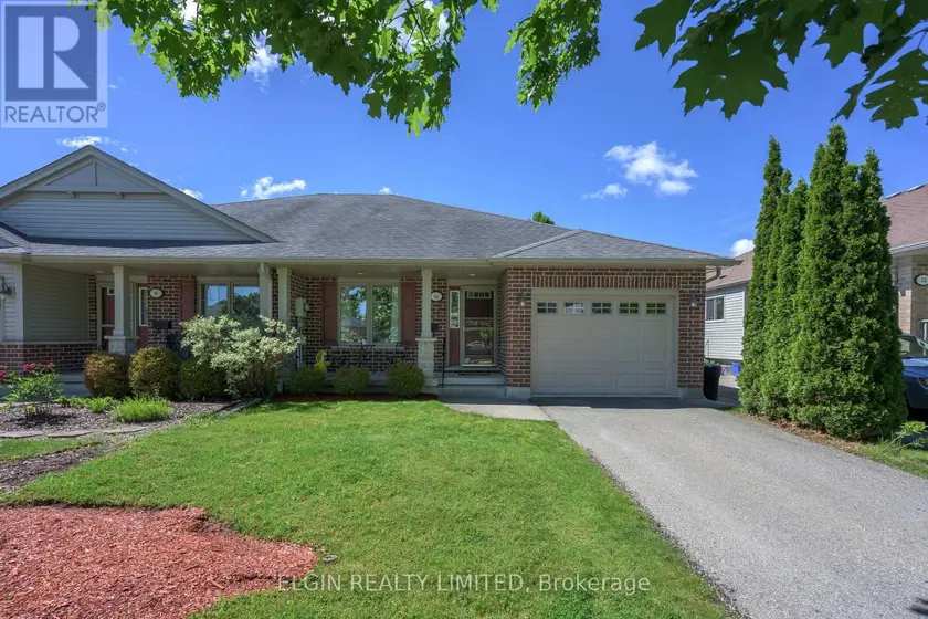 Semi-Detached/Link at 34 PEAR TREE AVENUE, St. Thomas