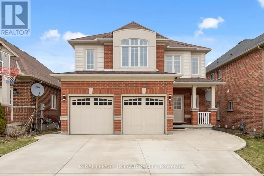 Detached at 860 KETTLERIDGE STREET, London