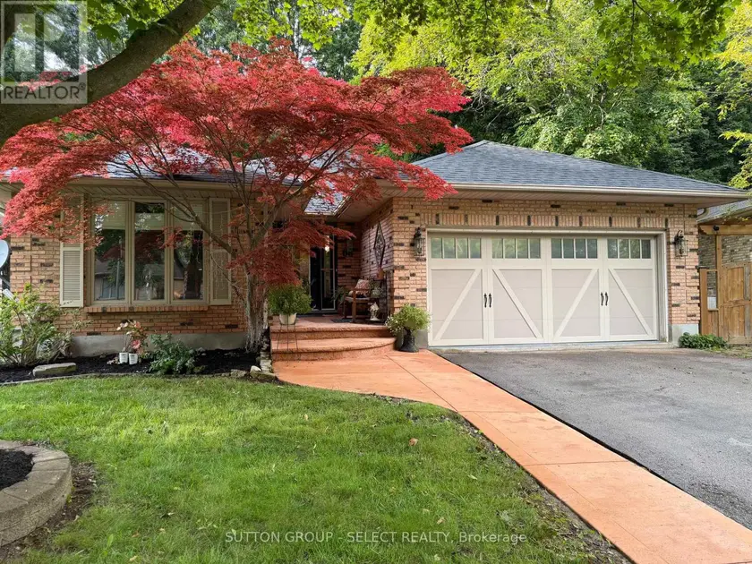 Detached at 68 MIDALE CRESCENT, London North