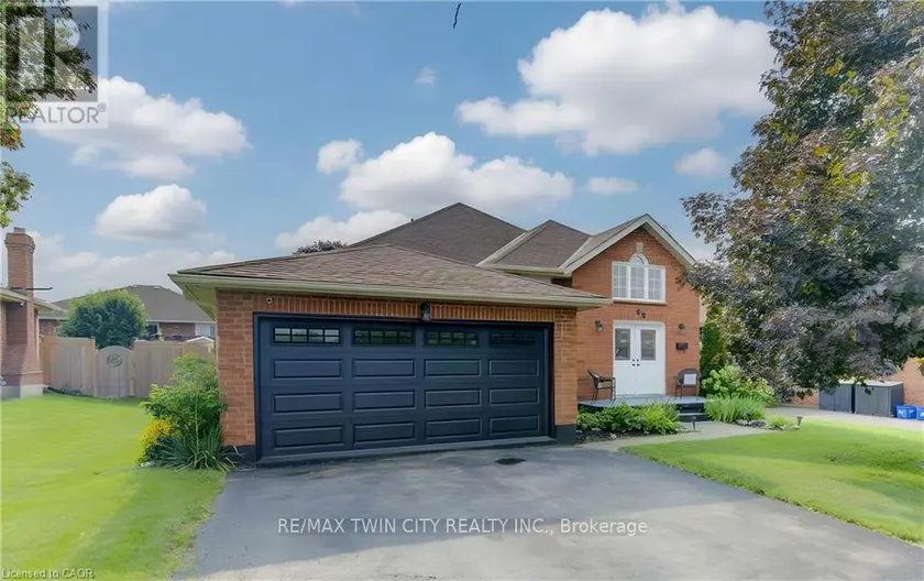 Detached at 49 KING WILLIAM STREET, Brant
