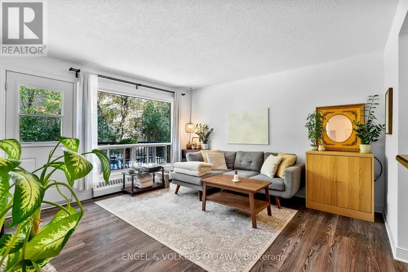 Apartment at 11 - 270 BEECHWOOD AVENUE, Ottawa